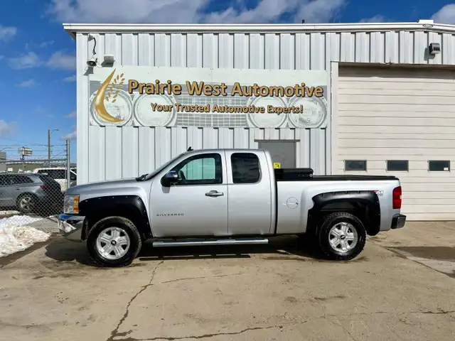 2012 Chevrolet Silverado 1500 Extended Cab 5.3L V8 - Photo 8