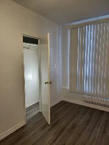 BACHELOR/STUDIO APARTMENT WITH PRIVATE ENTRANCE IN A HOUSE - Photo 6