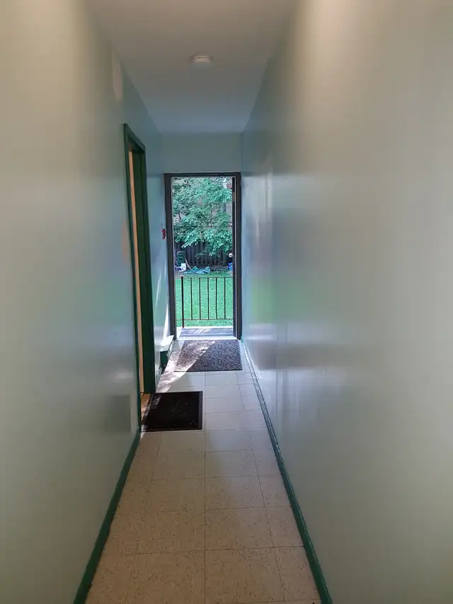 BACHELOR/STUDIO APARTMENT WITH PRIVATE ENTRANCE IN A HOUSE - Photo 10