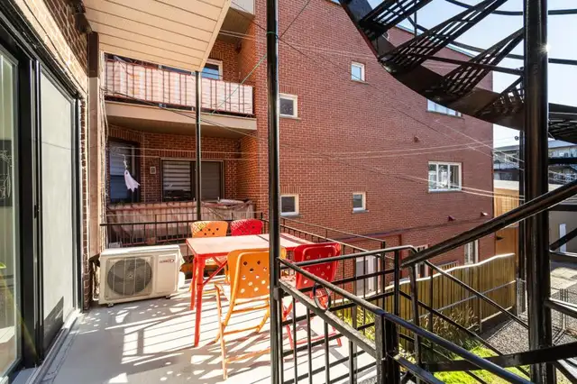 À LOUER - 5 1/2 - 2 chambres   bureau sur le Plateau-Mont-Royal - Photo 10