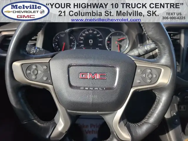 2017 GMC Acadia Denali - Leather Seats - Cooled Seats - Photo 15