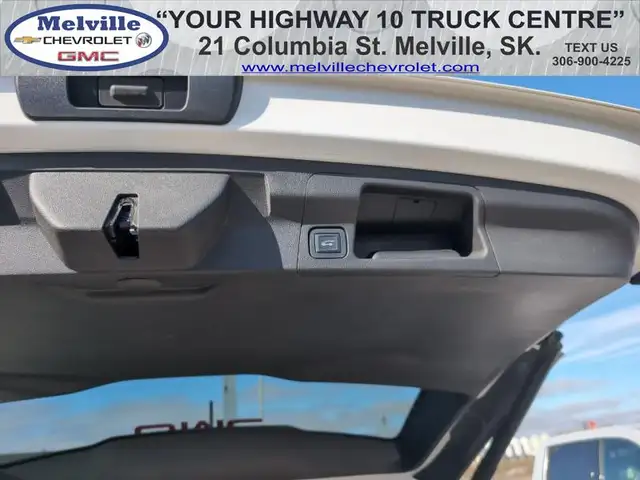 2017 GMC Acadia Denali - Leather Seats - Cooled Seats - Photo 25