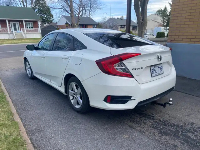 2018 civic - Photo 4