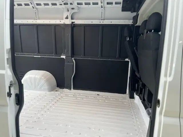 2025 Ram ProMaster Cargo Van - Photo 8