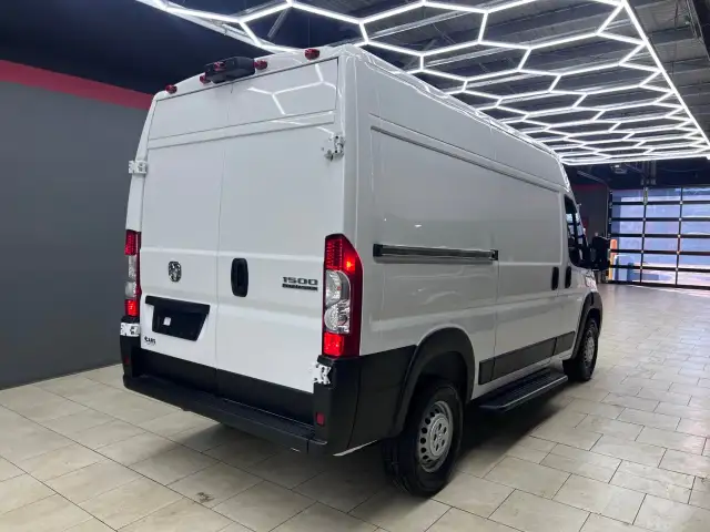 2025 Ram ProMaster Cargo Van - Photo 9