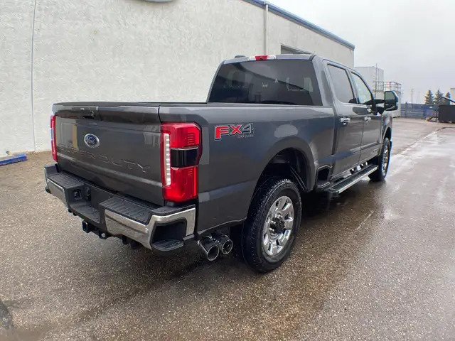 2026 Ford Super Duty F-350 SRW Lariat FX4 618A - Photo 5