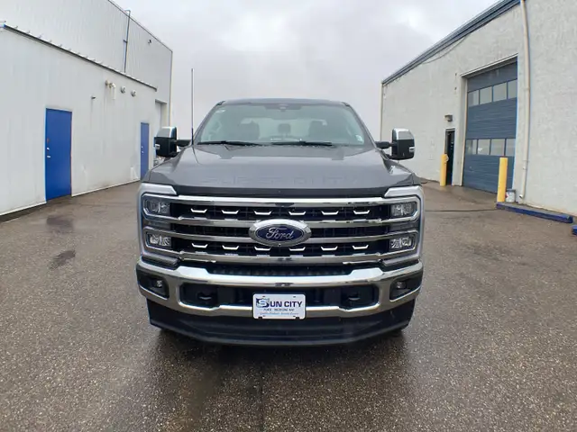 2026 Ford Super Duty F-350 SRW Lariat FX4 618A - Photo 8