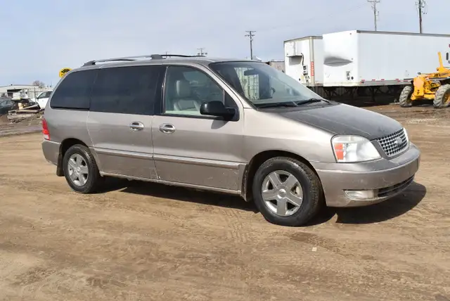 2006 Ford Freestar SEL - Photo 4