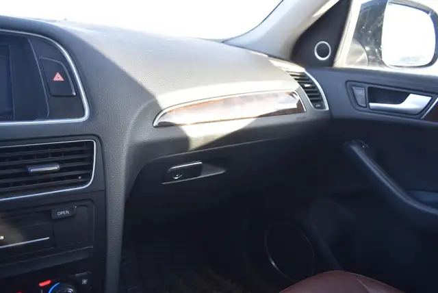 2010 Audi Q5 3.2 quattro Premium - Photo 13