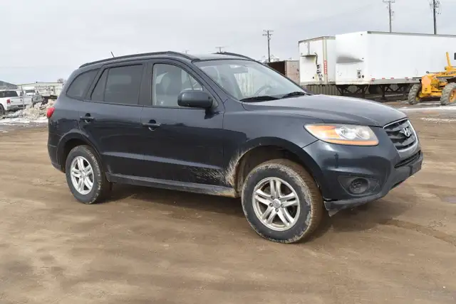 2011 Hyundai Santa Fe GL 2.4 FWD - Photo 4