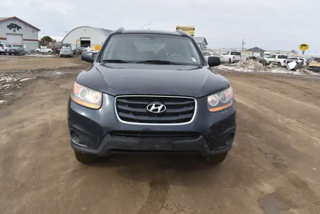 2011 Hyundai Santa Fe GL 2.4 FWD - Photo 5