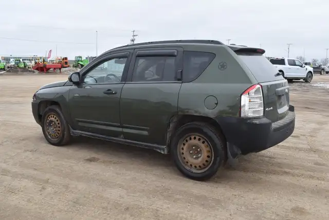2009 Jeep Compass - Photo 2