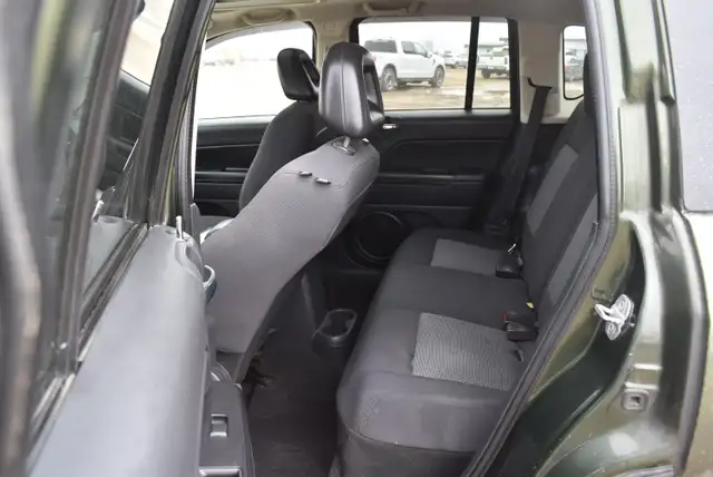 2009 Jeep Compass - Photo 17