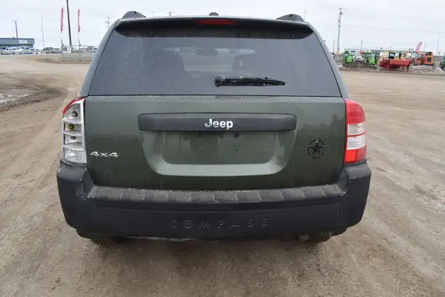 2009 Jeep Compass - Photo 18