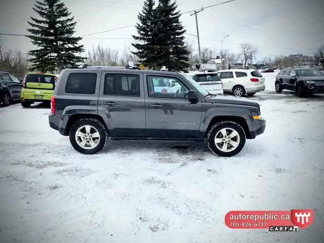 2014 Jeep Patriot Limited 4WD Certified Loaded No Accidents - Photo 18