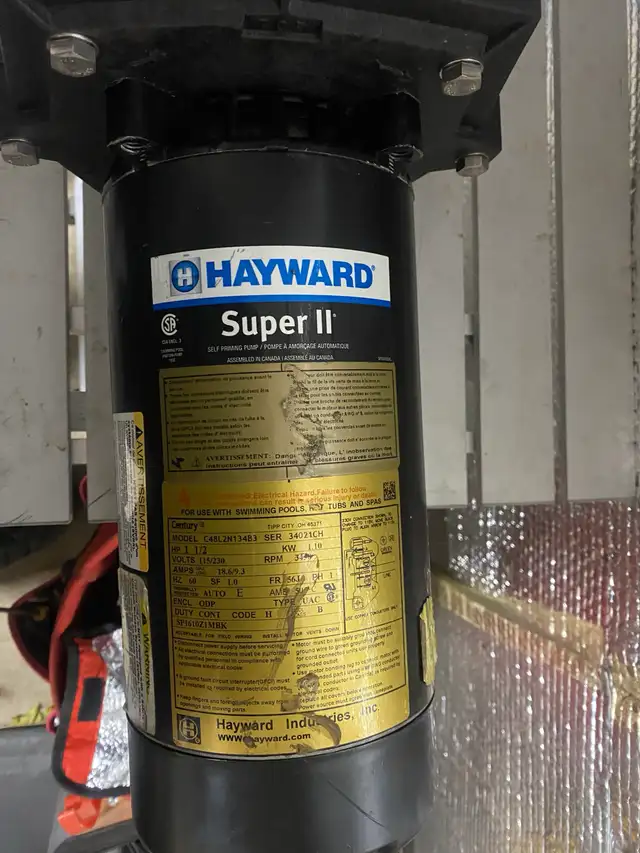 REBUILT. LIKE NEW. 1.5 HP HAYWARD SUPERPUMP 2. - Photo 2