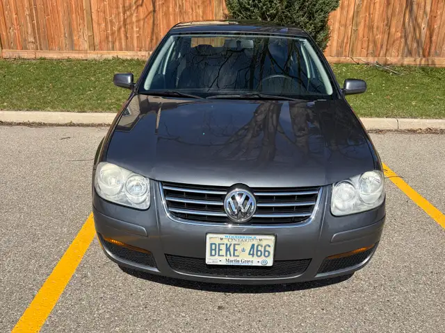 VW City Jetta Sedan 2008 - Photo 3