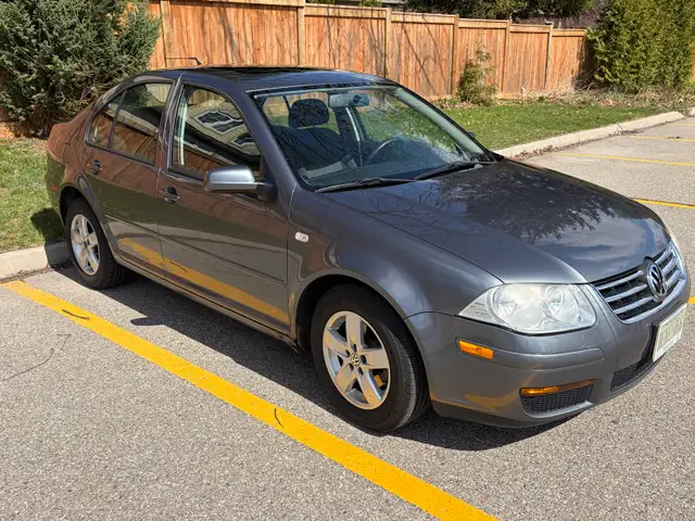 VW City Jetta Sedan 2008 - Photo 4