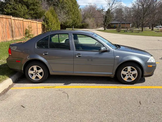 VW City Jetta Sedan 2008 - Photo 5