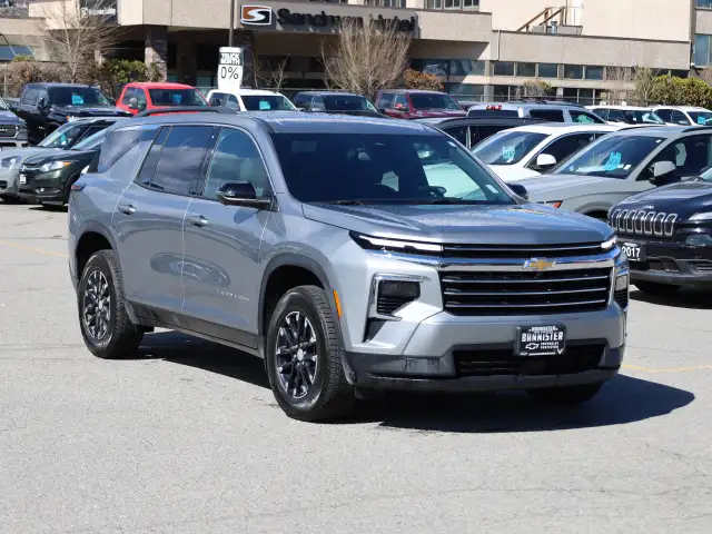 2025 Chevrolet Traverse - Photo 3