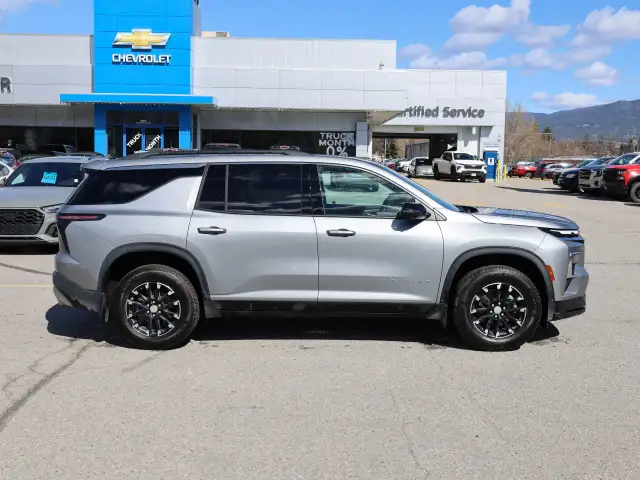 2025 Chevrolet Traverse - Photo 4