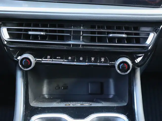 2025 Chevrolet Traverse - Photo 23