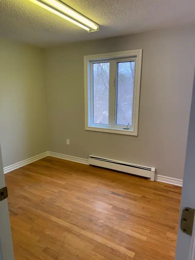 For rent Embrun. Large 3 bedrooms and 2 bathrooms - Photo 7