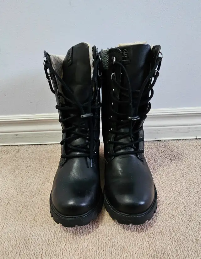 BRAND NEW IN BOX KAMIK WOMEN'S WINTER BOOT - SIZE 9 - Photo 3