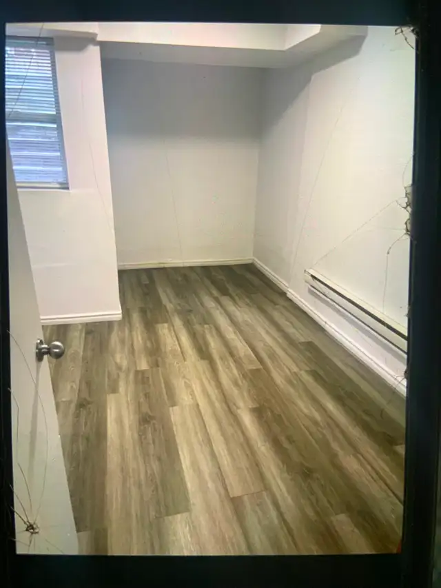 Homa: Grand 4 1/2 Avec 4 électros,internet et stationnement - Photo 8