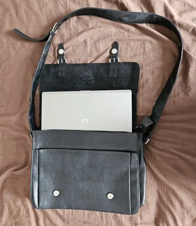 GUCCI BLACK LEATHER BAG - Photo 4