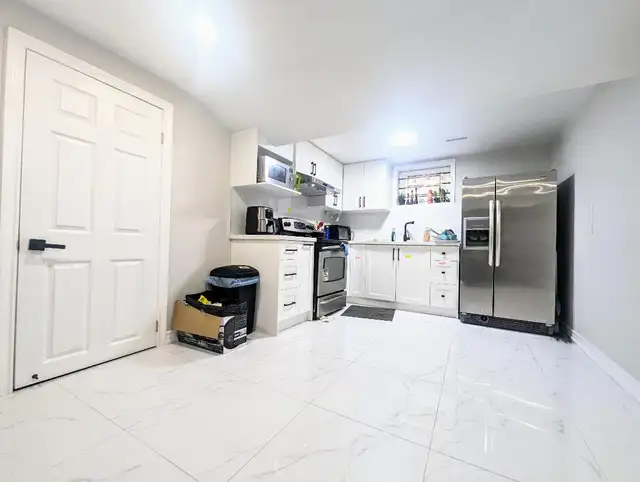 Private Room with Parking