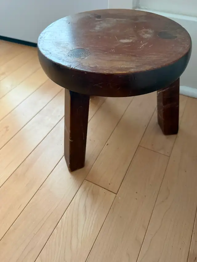 Imitation GrassPlant in Grecian like Pot & Stool - Photo 3