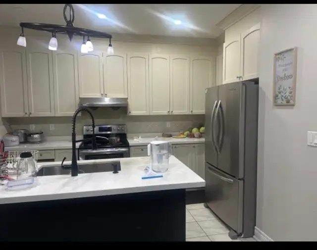 PRIVATE ROOM/SHARING FOR RENT - Photo 3