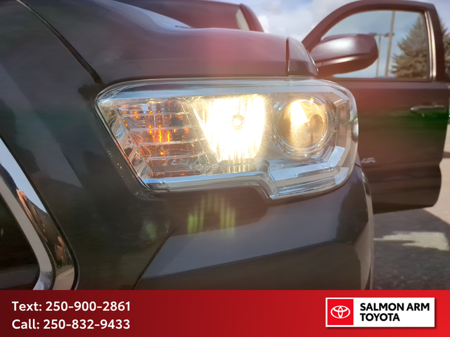 2019 Toyota Tacoma SR5 V6 TRD SPORT, NO ACCIDENTS, RUNNING BO... - Photo 8