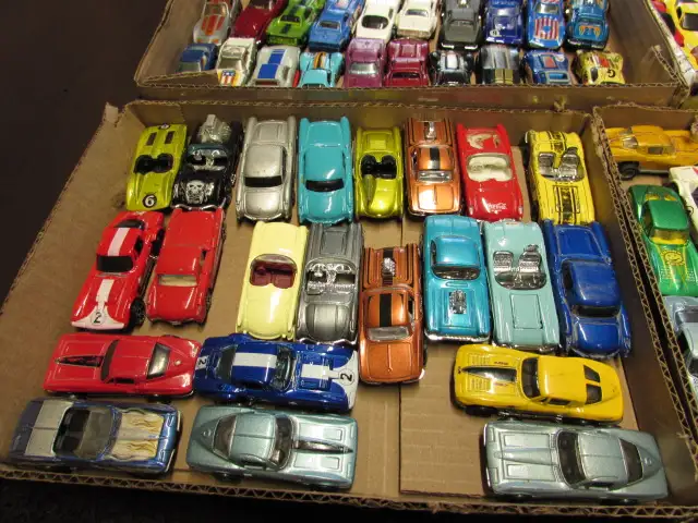 Hot Wheels  Chevrolet Corvette collection, 165 cars total - Photo 3