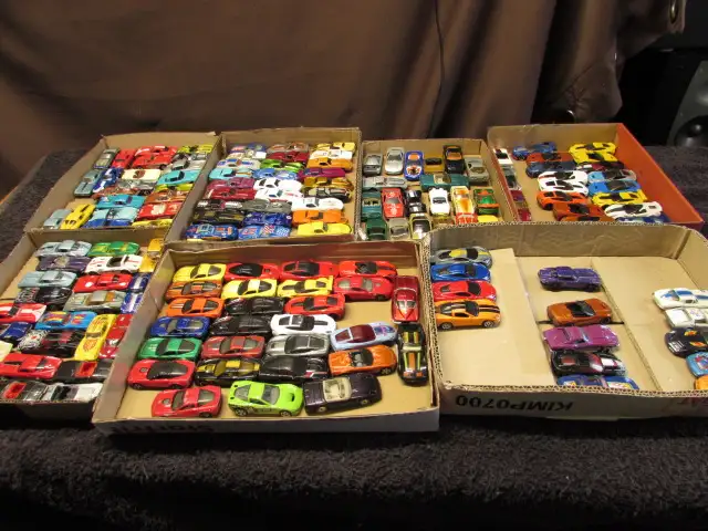 Hot Wheels  Chevrolet Corvette collection, 165 cars total - Photo 10