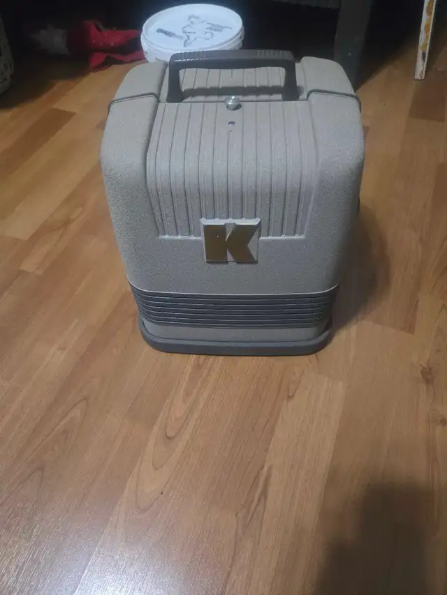 8mm reel to reel projector