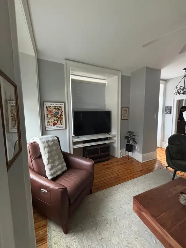 Beautiful 1  Bedroom apartment downtown Perth for Rent July 1st - Photo 4