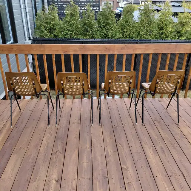 4 chaises Expo 67 - Photo 6