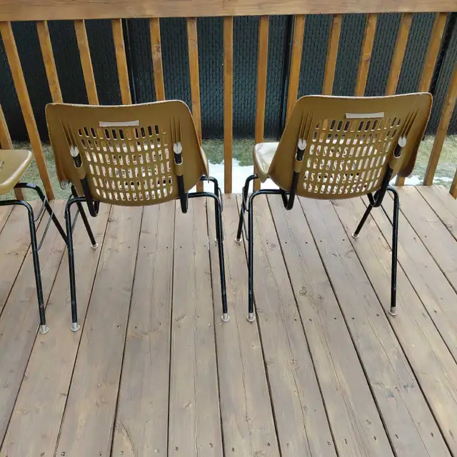 4 chaises Expo 67 - Photo 8