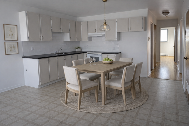 LACHINE CHARMANT 4 1/2 AVEC STATIONNEMENT