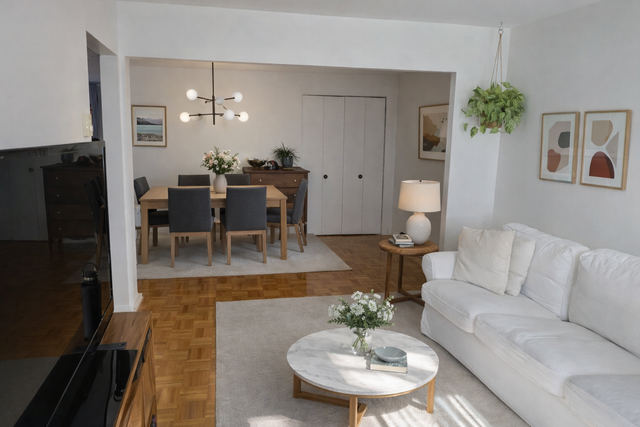 LACHINE CHARMANT 4 1/2 AVEC STATIONNEMENT - Photo 2