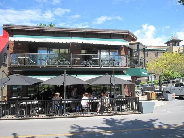 LACHINE CHARMANT 4 1/2 AVEC STATIONNEMENT - Photo 6