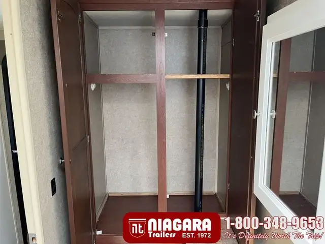 2016 FOREST RIVER ROCKWOOD MINI LITE 2502S Travel Trailer - Photo 25