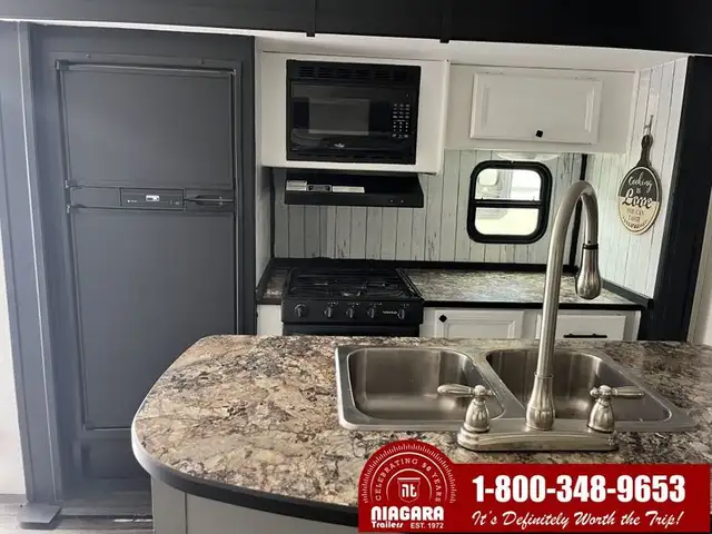 2016 HEARTLAND MALLARD M30 Travel Trailer - Photo 8