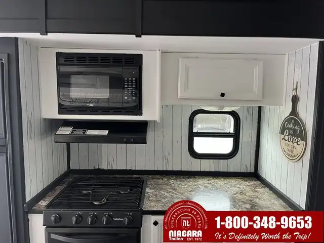 2016 HEARTLAND MALLARD M30 Travel Trailer - Photo 9