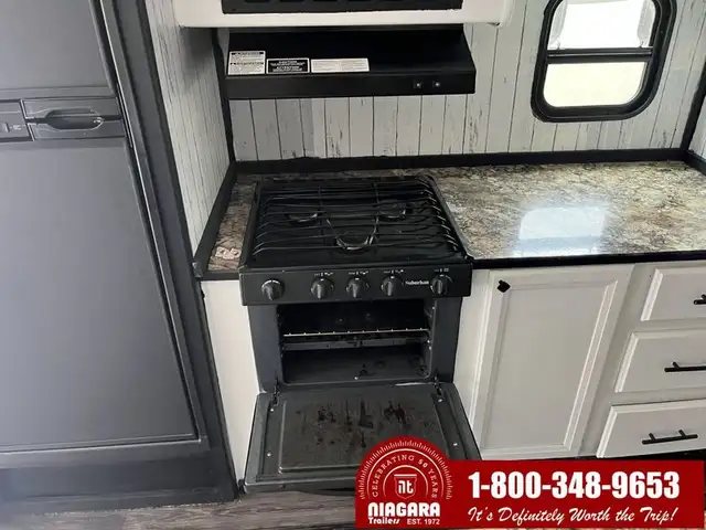 2016 HEARTLAND MALLARD M30 Travel Trailer - Photo 12