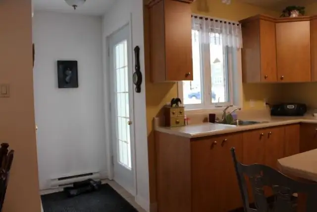 41/2 avec garage-1 er plancher - Photo 2