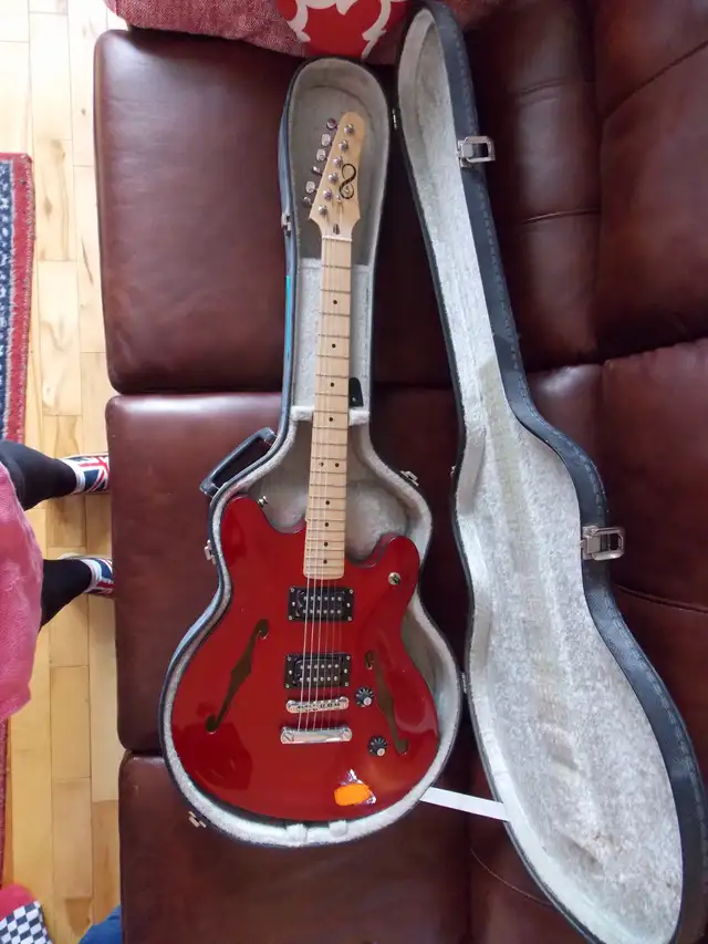 Fender Squire Starcaster