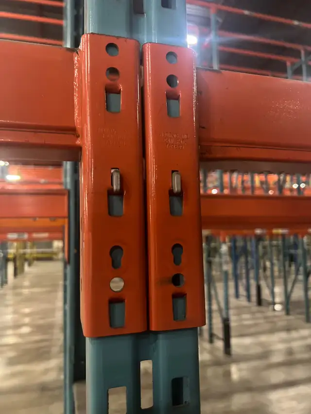 super sale on redirack pallet racking beams 8'6 long x 3' - Photo 2